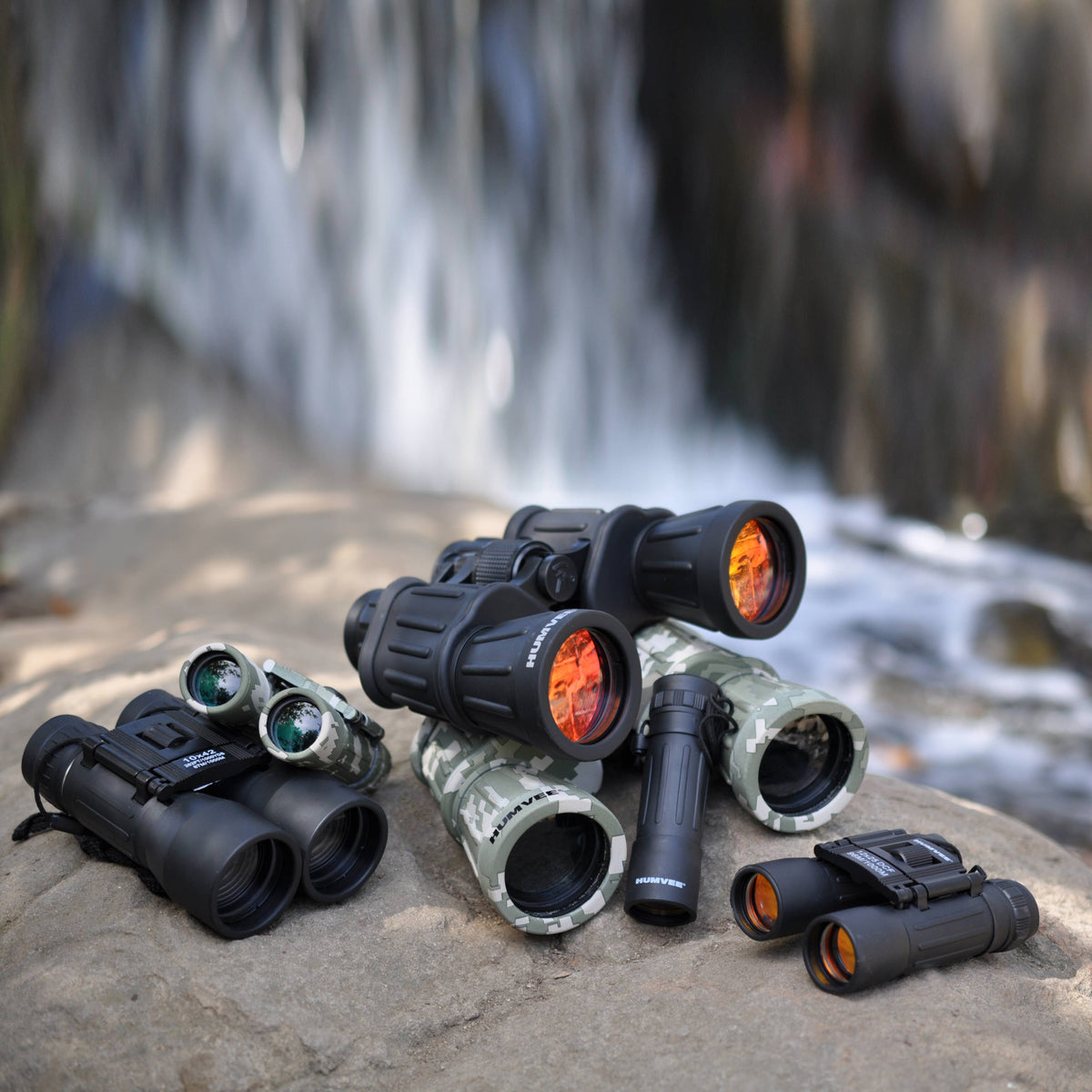 Humvee 8x21 Compact Binocular, Black